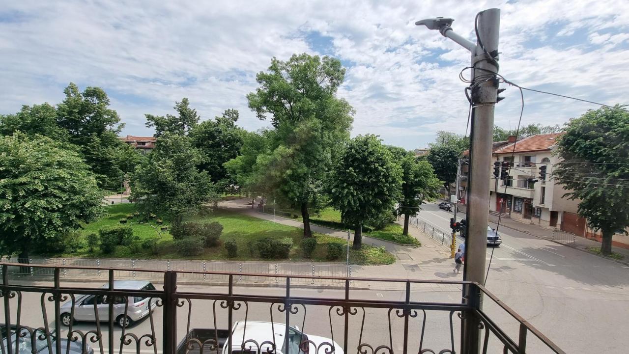 Old Style Hotel Vrața Exterior foto